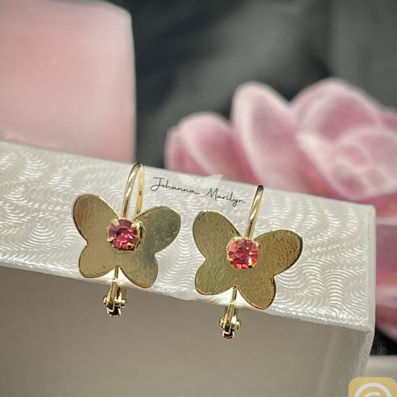 18k Gold Filled CZ Butterfly French Lock Earrings 🦋✨ Aretes de mariposa - Picture 2 of 4